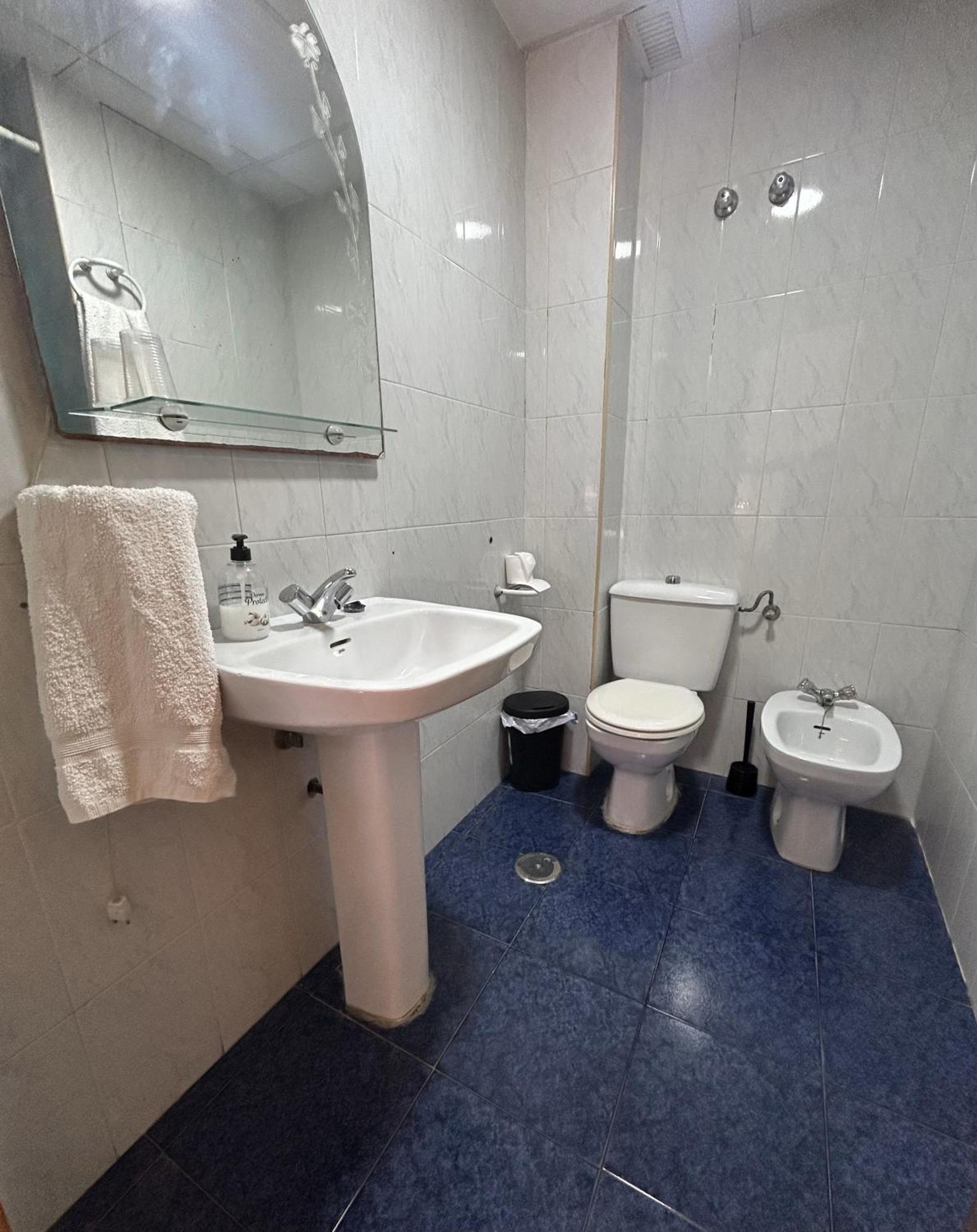 El Ancla Hotel Alcala del Rio Luaran gambar