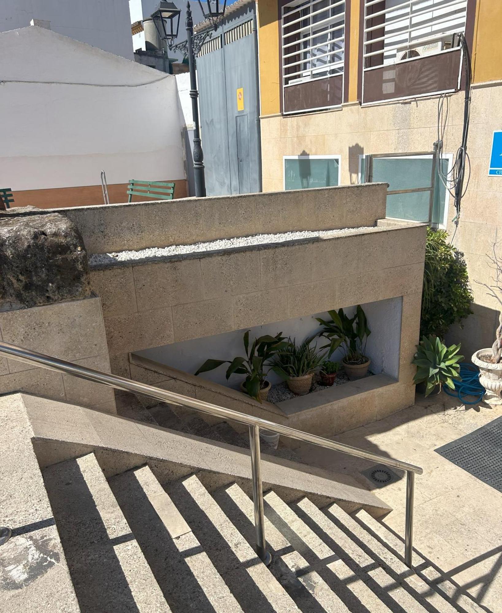 El Ancla Hotel Alcala del Rio Luaran gambar