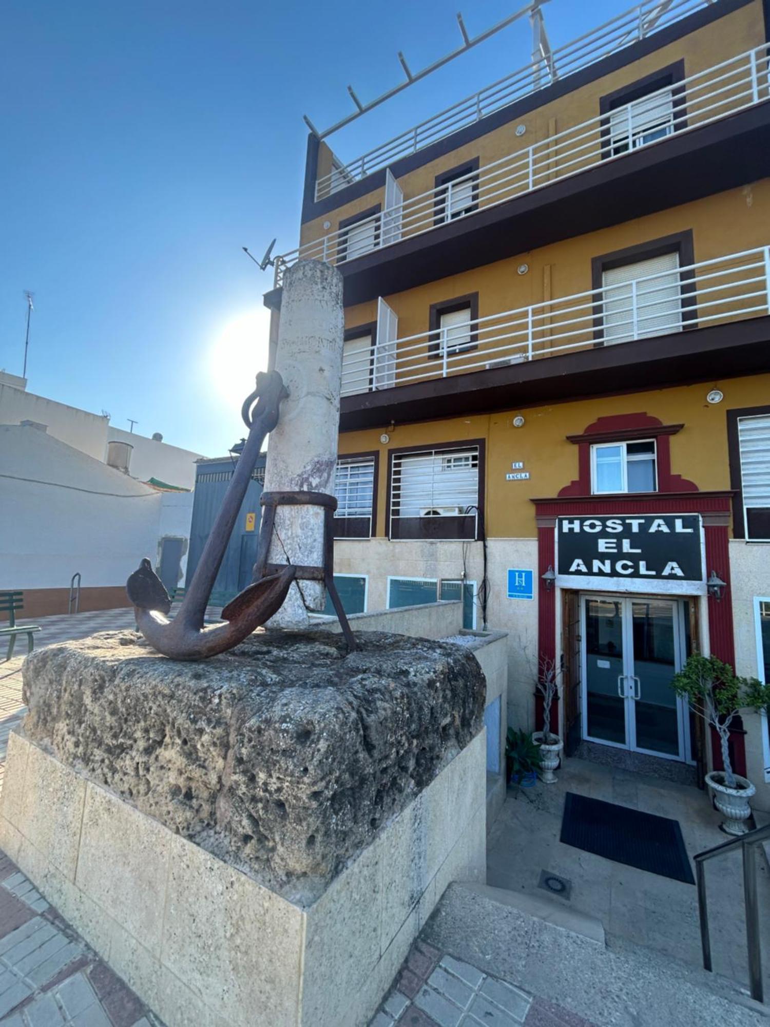 El Ancla Hotel Alcala del Rio Luaran gambar